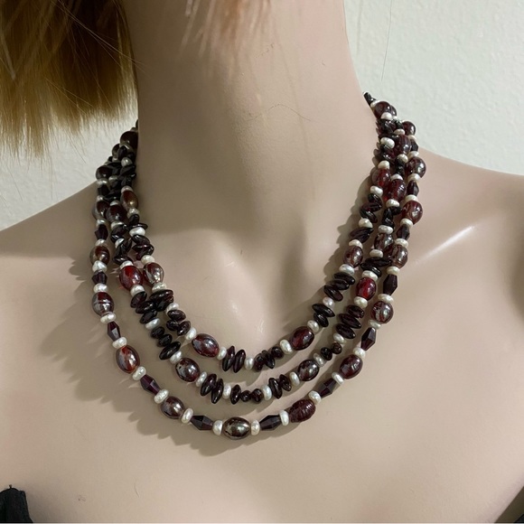Triple Strand Garnet Crystal Pearl Lampwork Glass Beads Multi-Stand 17” Necklace - Picture 3 of 15